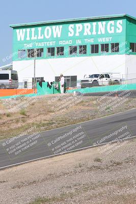 media/Apr-20-2025-AHRMA (Sun) [[393a79c373]]/Race/Group 11 early race/Turn 4b/